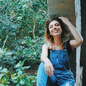 Meet your Posher, Christian